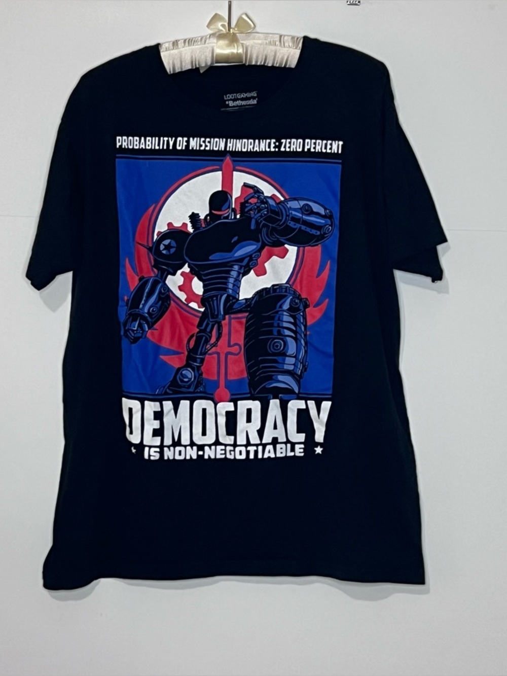 Fallout Loot Crate Exclusive 2018 Liberty Prime Robot Graphic T-shirt Size L
